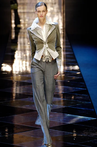 Look 35